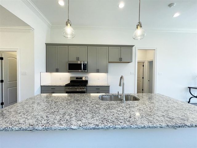 3020 ROSEMOUND Drive, Lake Charles, LA 70607