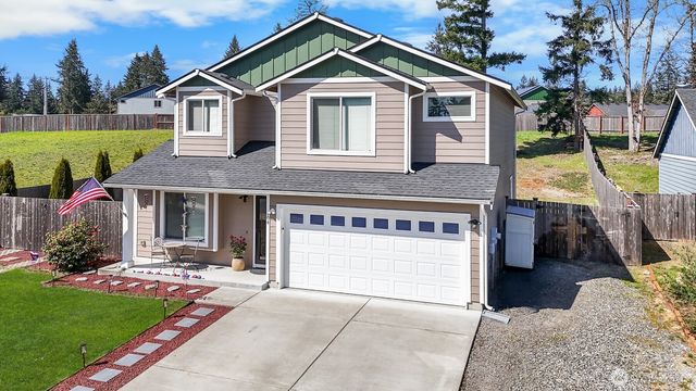104 Lillian Lane SE, Rainier, WA 98576