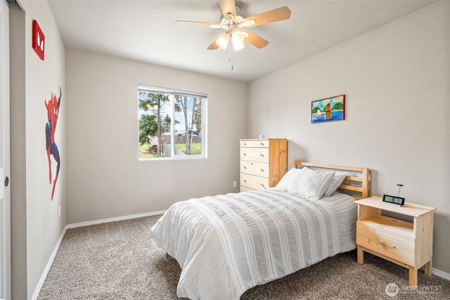 104 Lillian Lane SE, Rainier, WA 98576