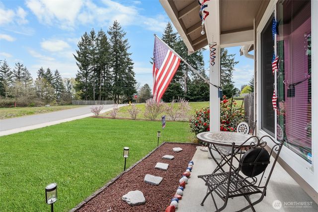 104 Lillian Lane SE, Rainier, WA 98576
