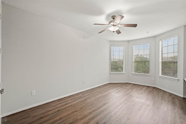 7575 Kirby Drive 3205, Houston, TX 77030