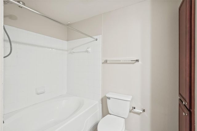 7575 Kirby Drive 3205, Houston, TX 77030