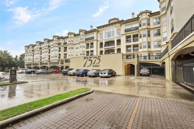 7575 Kirby Drive 3205, Houston, TX 77030