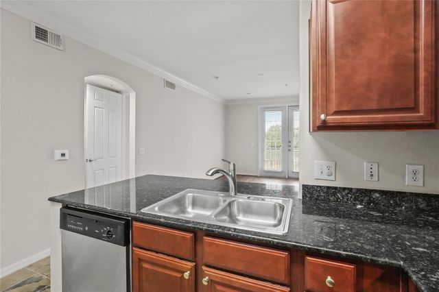 7575 Kirby Drive 3205, Houston, TX 77030