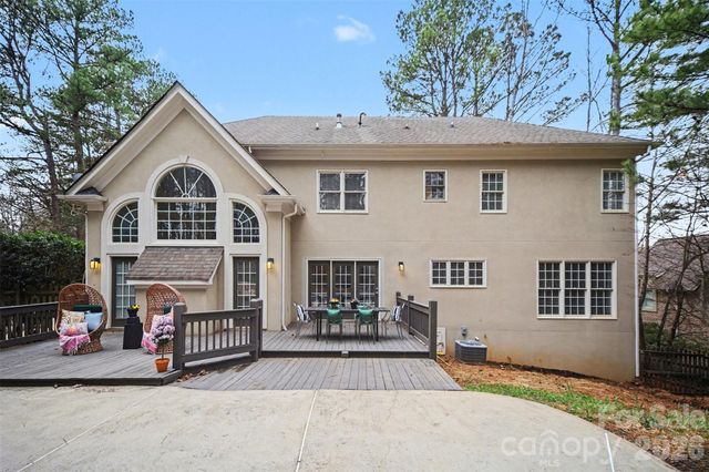 3839 Mountain Cove Drive, Charlotte, NC 28216