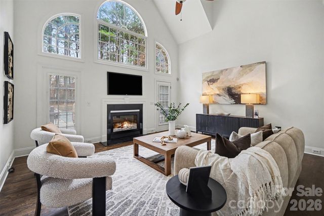 3839 Mountain Cove Drive, Charlotte, NC 28216