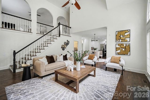 3839 Mountain Cove Drive, Charlotte, NC 28216