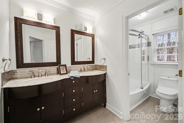 3839 Mountain Cove Drive, Charlotte, NC 28216