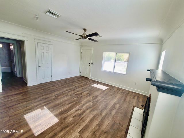 2112 N 24TH Place, Phoenix, AZ 85008