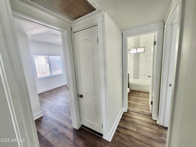 2112 N 24TH Place, Phoenix, AZ 85008