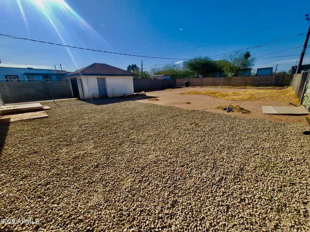 2112 N 24TH Place, Phoenix, AZ 85008