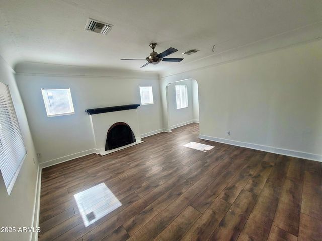 2112 N 24TH Place, Phoenix, AZ 85008