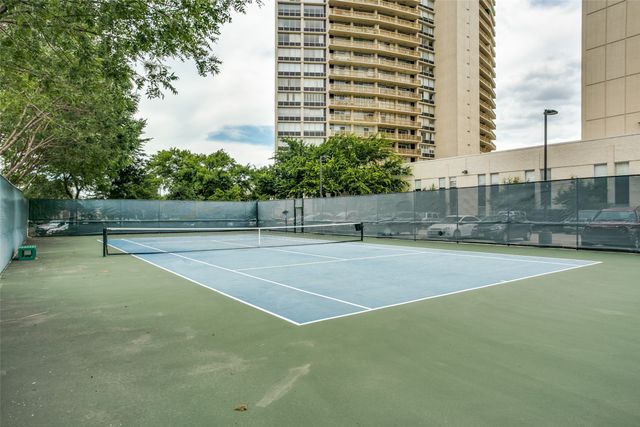 6211 W Northwest Highway 604, Dallas, TX 75225