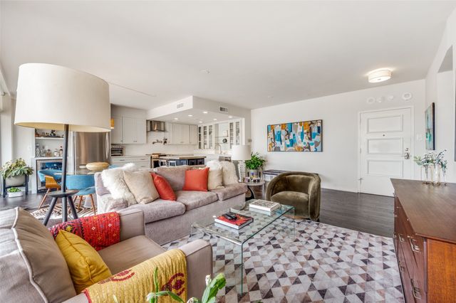 6211 W Northwest Highway 604, Dallas, TX 75225