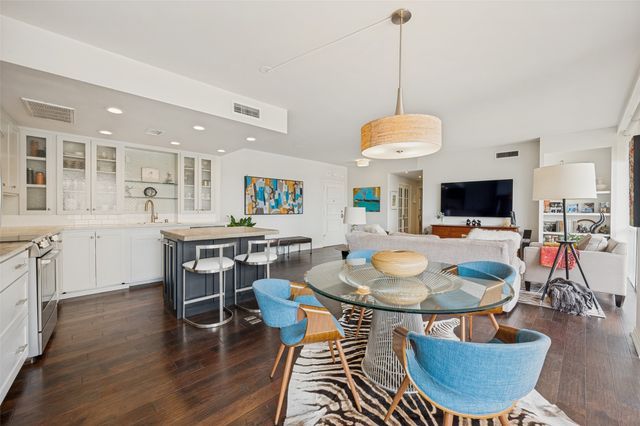 6211 W Northwest Highway 604, Dallas, TX 75225