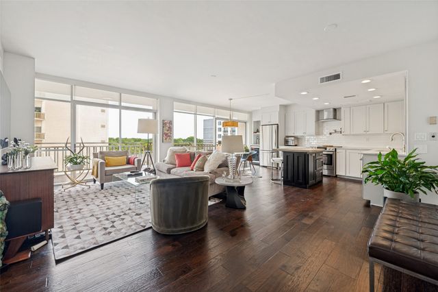 6211 W Northwest Highway 604, Dallas, TX 75225