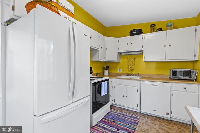 1928 ELM RD, Port Republic, MD 20676