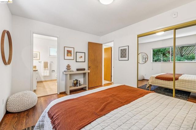 7200 Saroni Dr, Oakland, CA 94611