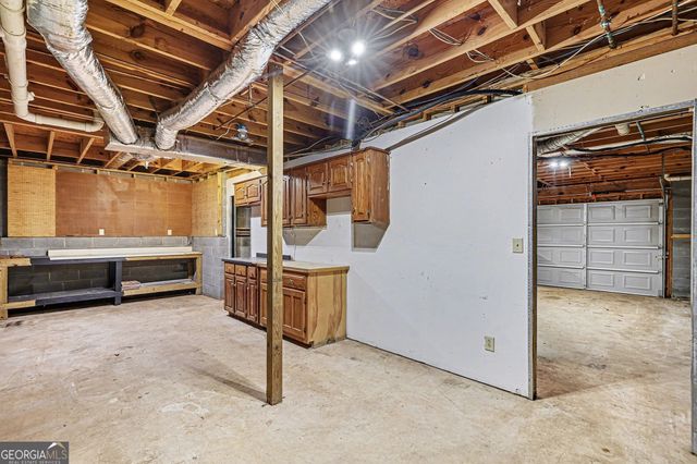 310 Abbington Way, Douglasville, GA 30134