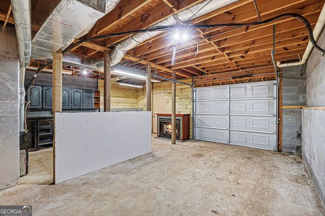 310 Abbington Way, Douglasville, GA 30134