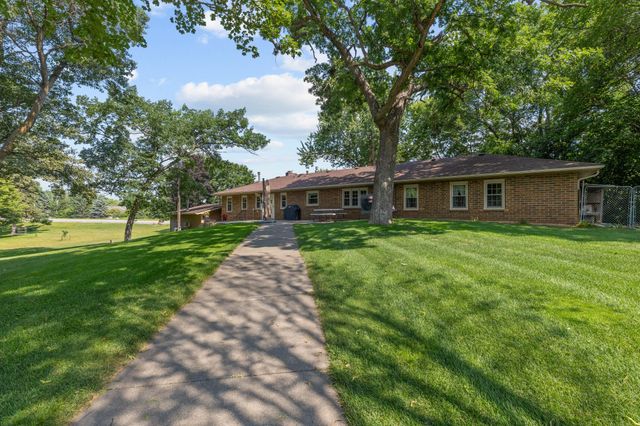 10496 181st Avenue NW, Elk River, MN 55330