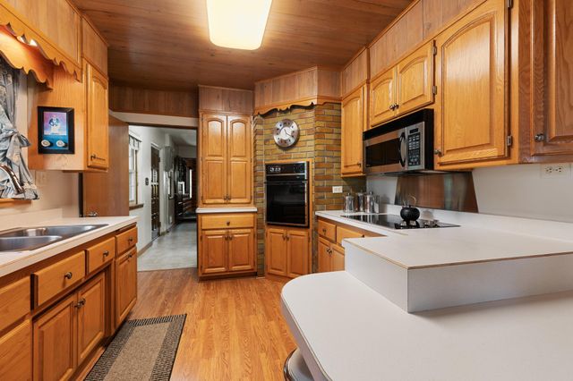 10496 181st Avenue NW, Elk River, MN 55330