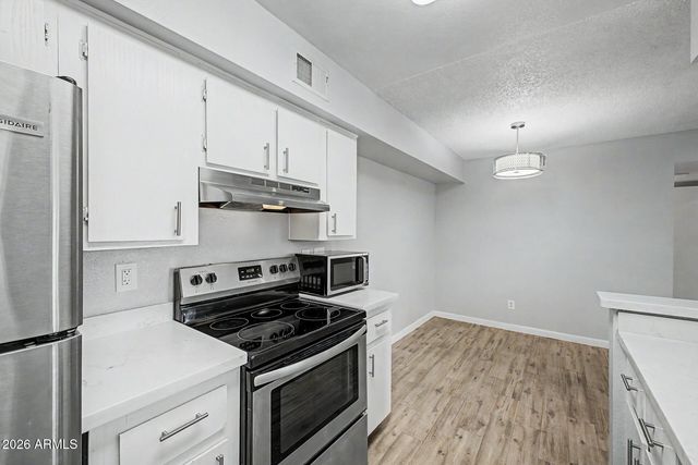 2625 E INDIAN SCHOOL Road 227, Phoenix, AZ 85016