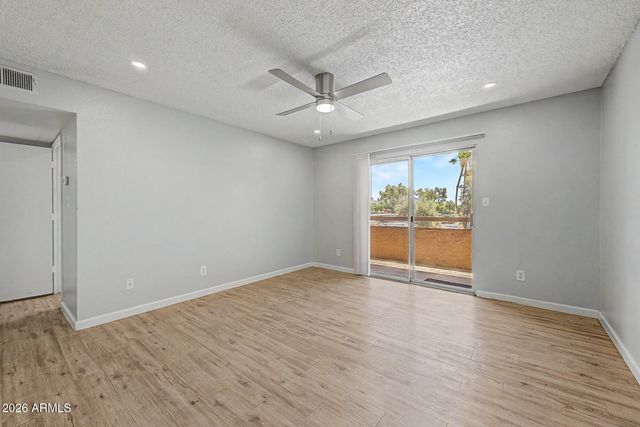 2625 E INDIAN SCHOOL Road 227, Phoenix, AZ 85016