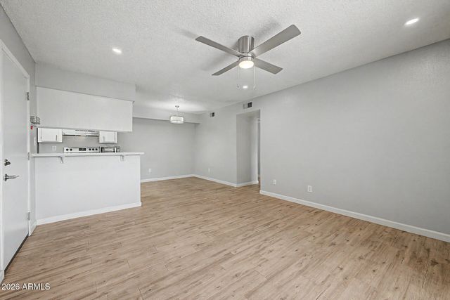 2625 E INDIAN SCHOOL Road 227, Phoenix, AZ 85016