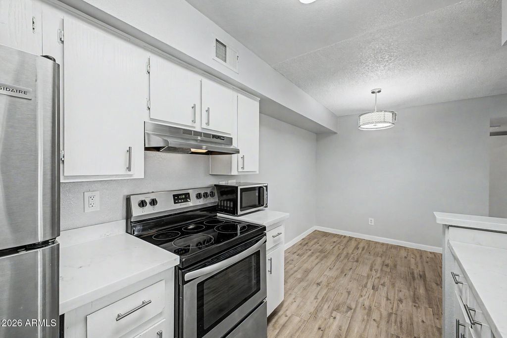 2625 E INDIAN SCHOOL Road 227, Phoenix, AZ 85016 — photo 3