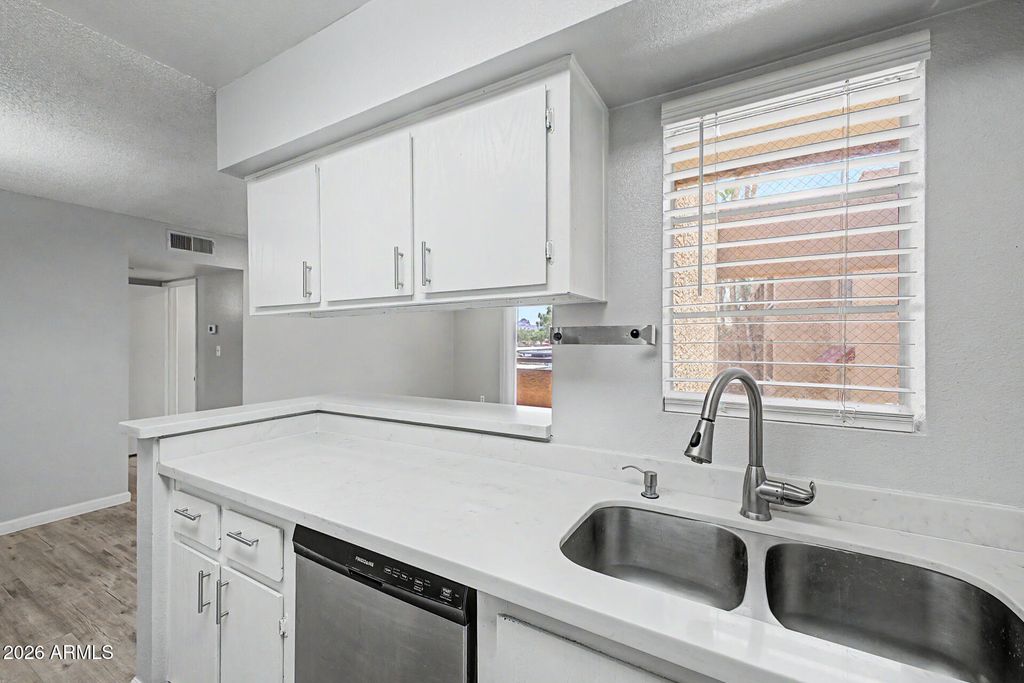 2625 E INDIAN SCHOOL Road 227, Phoenix, AZ 85016 — photo 5