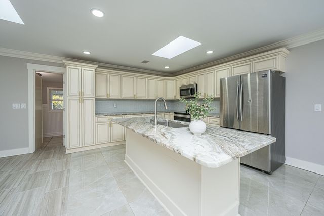 311 Adeline Drive, Goose Creek, SC 29445