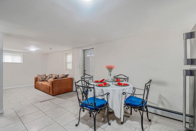 34 E Beech Street, Central Islip, NY 11722