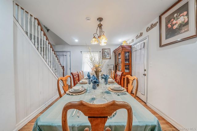 34 E Beech Street, Central Islip, NY 11722