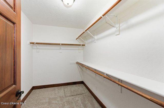 8703 N Courcelles Pkwy, Hayden, ID 83835