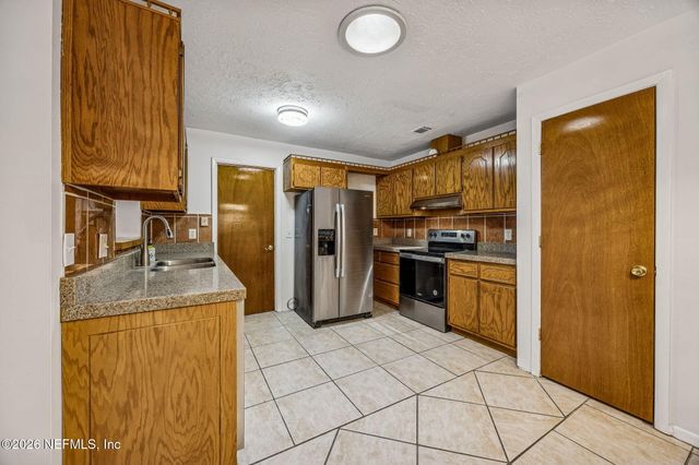 8338 DOBRY Court, Jacksonville, FL 32221