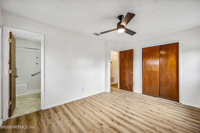 8338 DOBRY Court, Jacksonville, FL 32221