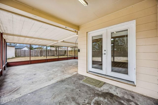 8338 DOBRY Court, Jacksonville, FL 32221