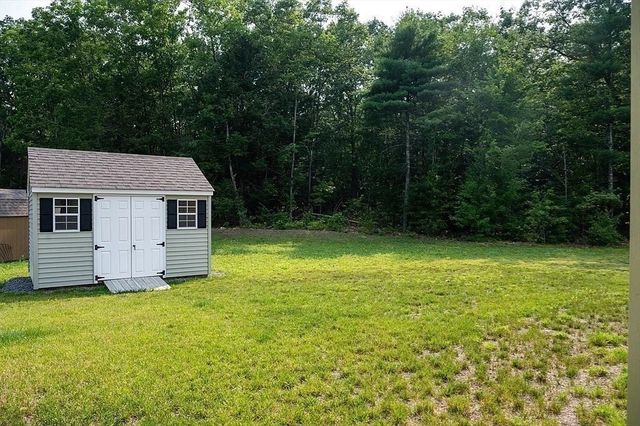 102 Topaz Terrace, Gardner, MA 01440