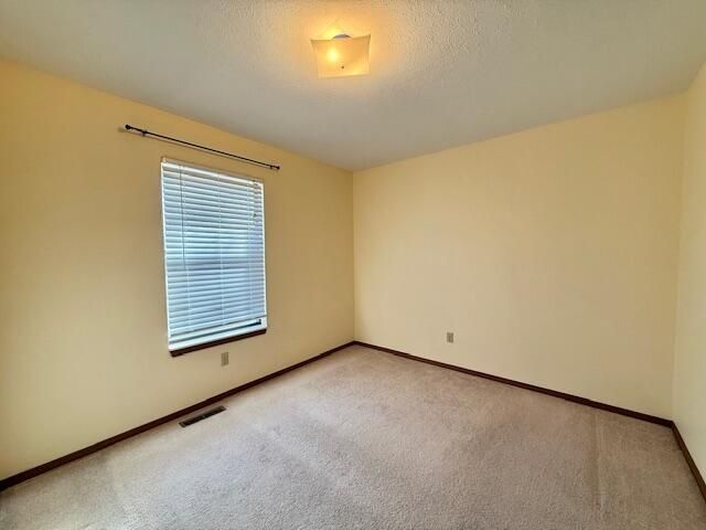 2455 W Roxbury Street, Springfield, MO 65807