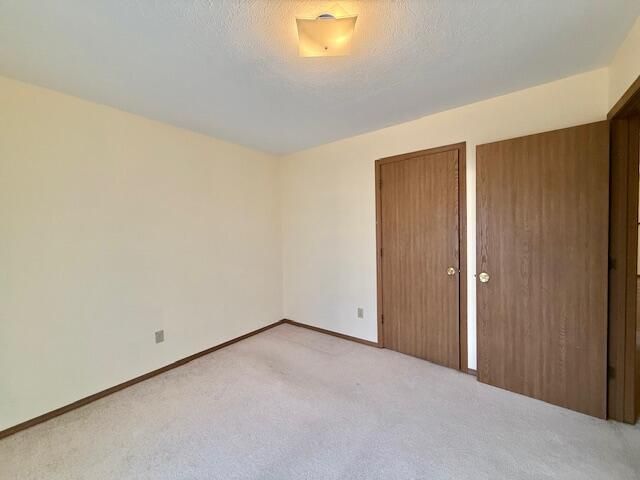 2455 W Roxbury Street, Springfield, MO 65807