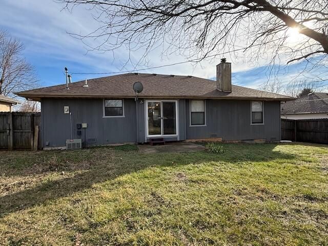 2455 W Roxbury Street, Springfield, MO 65807