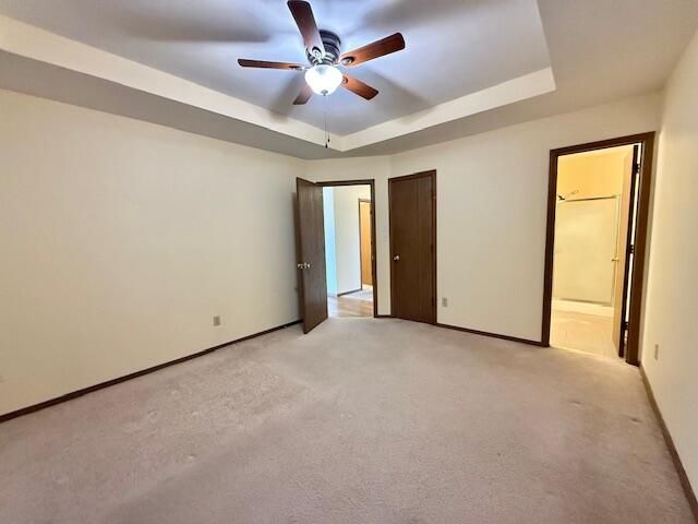 2455 W Roxbury Street, Springfield, MO 65807