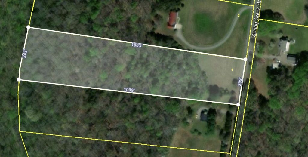 1 Spring Creek Rd, Chapmansboro, TN 37035