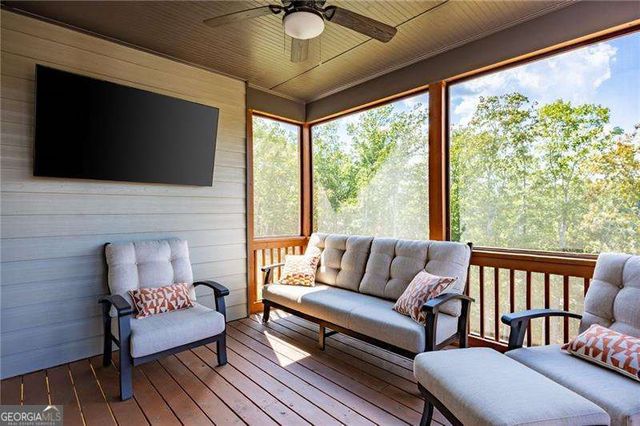 61 Roberson Drive, Cartersville, GA 30121
