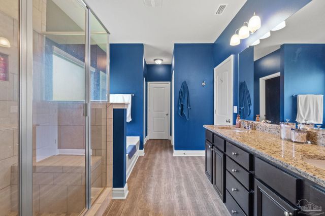 2806 Carrington Lakes Blvd, Cantonment, FL 32533