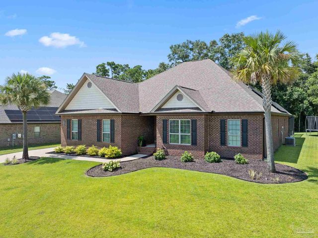 2806 Carrington Lakes Blvd, Cantonment, FL 32533
