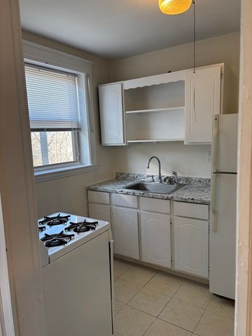 308 Boston Ave 36, Medford, MA 02155