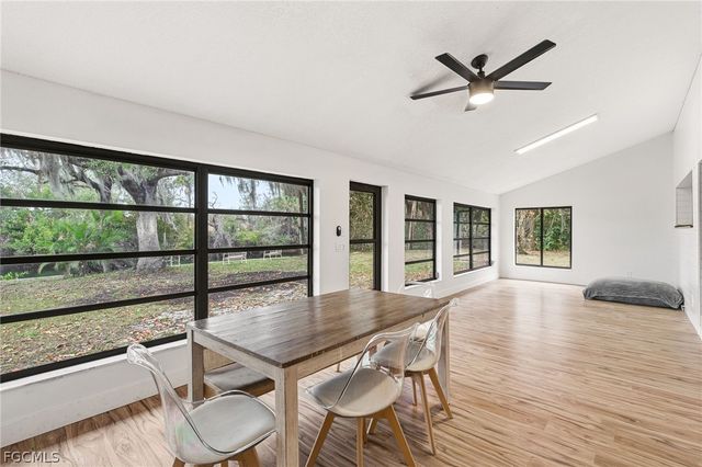 5700 Oakview LN, Punta Gorda, FL 33950