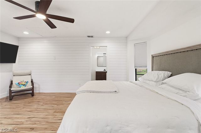 5700 Oakview LN, Punta Gorda, FL 33950